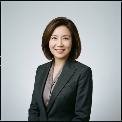 网红主播制片人王雅琴
